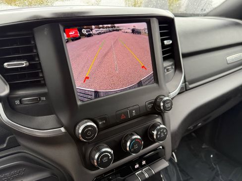 Used 2024 RAM 3500 Big Horn image 16