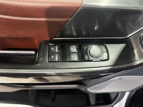 Used 2021 Ford F150 Lariat w/ Equipment Group 502A High AWD/4WD image 18