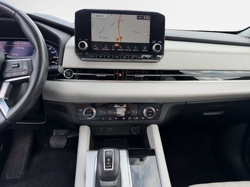 Used 2022 Mitsubishi Outlander SEL AWD/4WD image 22