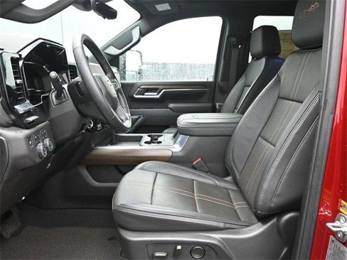 Certified 2025 Chevrolet Silverado 3500 High Country w/ High Country Premium Package image 20