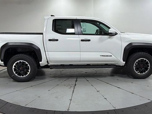 New 2026 Toyota Tacoma TRD Off-Road image 6