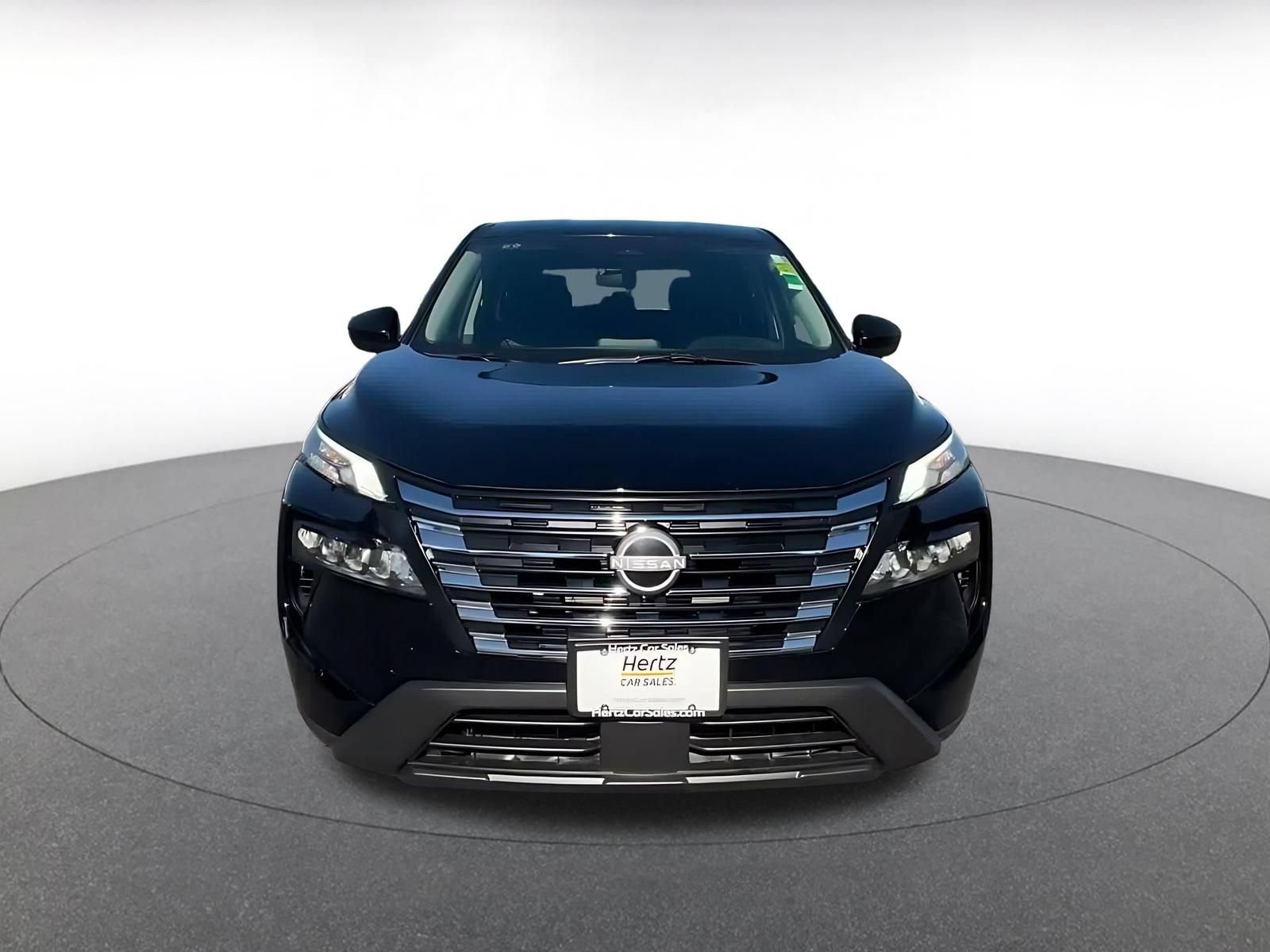Used 2025 Nissan Rogue SV AWD/4WD image 4