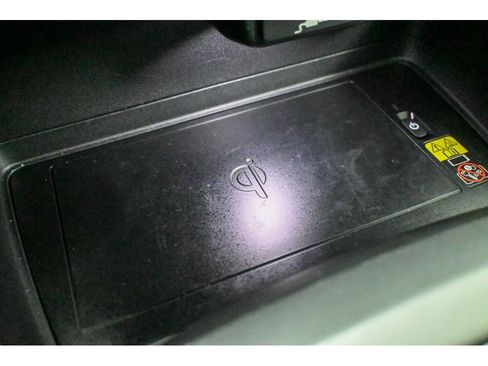 Used 2025 Subaru Crosstrek 2.5i Limited w/ Crosstrek Mirror Package image 26