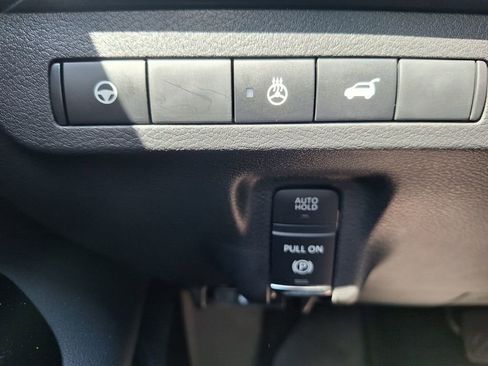 Used 2025 Nissan Murano SL image 12