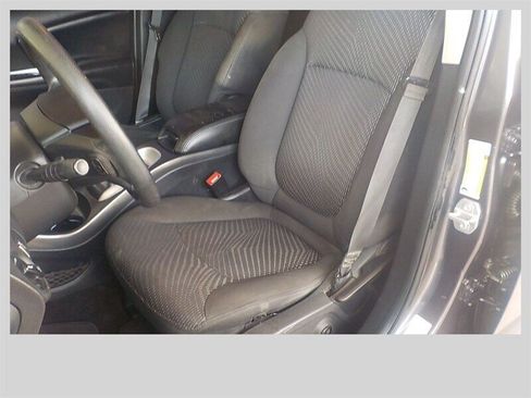 Used 2015 Dodge Journey SXT w/ Flexible Seating Group FWD image 2