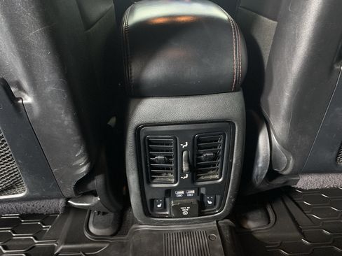 Used 2021 Dodge Durango R/T w/ Blacktop Package RWD image 30