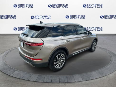 Used 2021 Lincoln Corsair FWD w/ Equipment Group 101A image 7