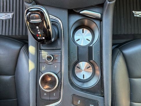 Used 2021 Cadillac XT5 Premium Luxury w/ LPO, Floor Liner Package image 34