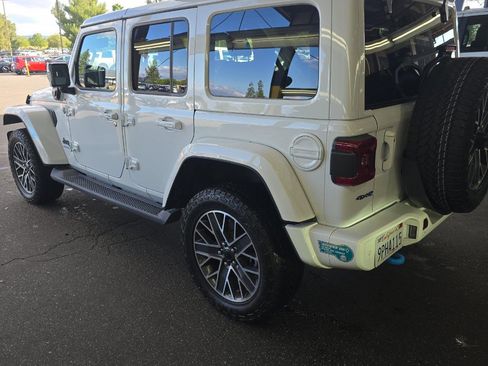 Used 2024 Jeep Wrangler High Altitude image 6