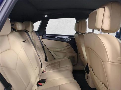 New 2026 Porsche Macan image 24