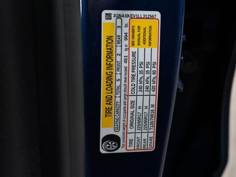 Used 2020 Chevrolet Equinox LT FWD image 39
