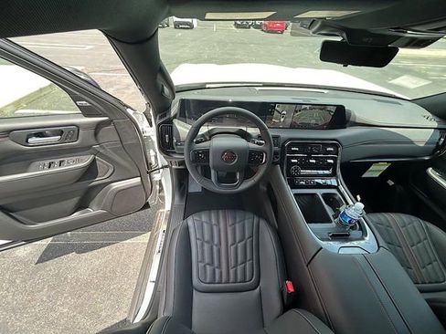 New 2025 Nissan Armada PRO-4X w/ Pro-4X Premium Package image 25