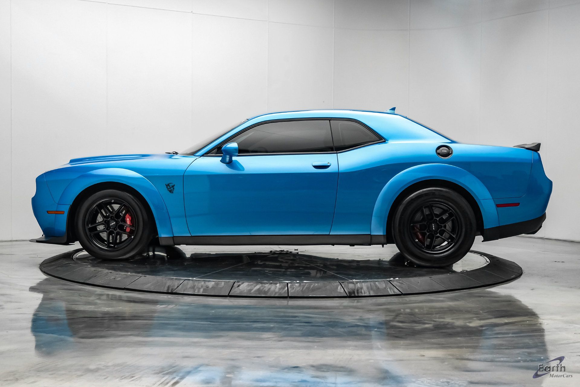Used 2018 Dodge Challenger SRT Demon RWD image 9