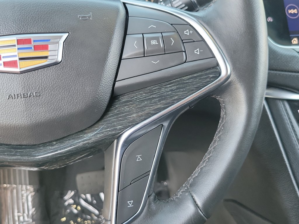 Used 2024 Cadillac XT5 Premium Luxury FWD image 6