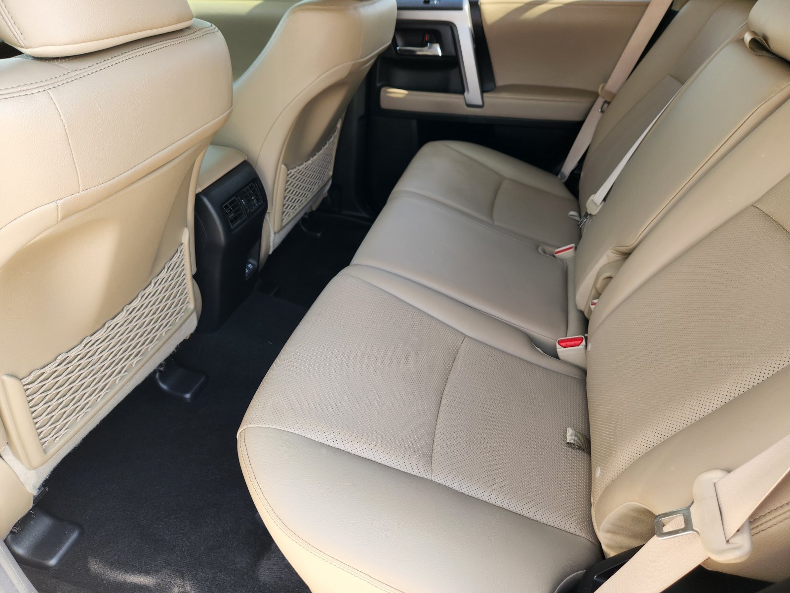Used 2020 Toyota 4Runner Limited RWD image 30
