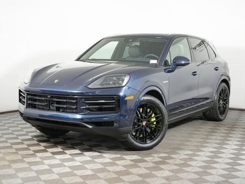 New 2026 Porsche Cayenne E-Hybrid image 1