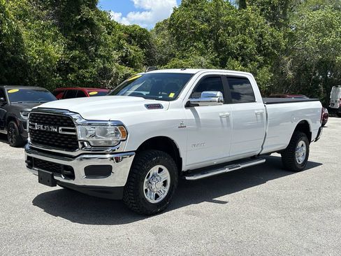 Certified 2022 RAM 2500 Big Horn AWD/4WD image 2
