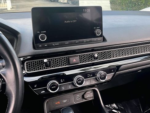 Used 2022 Honda Civic EX image 7