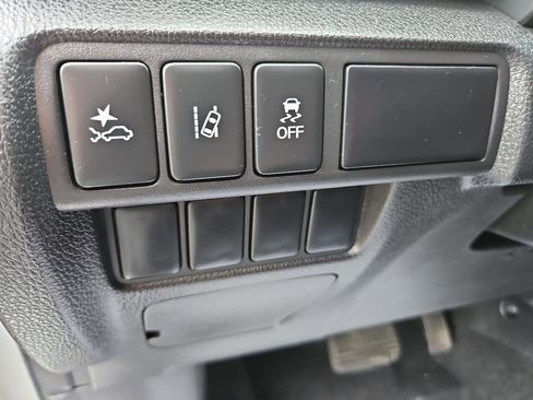 Used 2022 Mitsubishi Eclipse Cross ES image 24