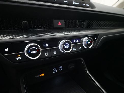Certified 2025 Honda CR-V EX image 20