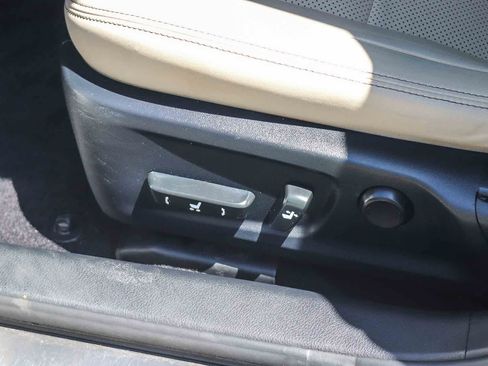 Used 2014 Lexus IS 250 w/ Navigation Package RWD image 21