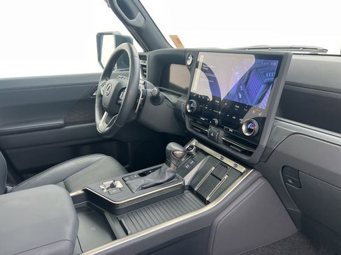 Used 2024 Lexus GX 550 550 Premium+ image 35