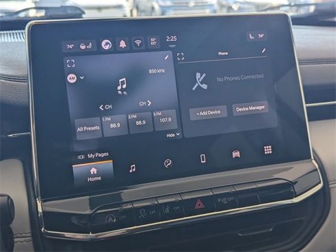 Used 2022 Jeep Compass Limited image 21