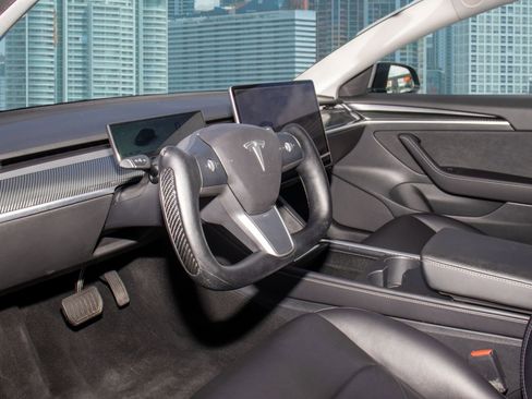 Used 2022 Tesla Model 3 RWD image 15