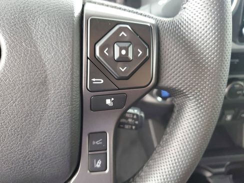 Used 2023 Toyota Tacoma TRD Off-Road image 23