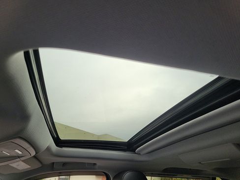 Used 2020 GMC Yukon SLT w/ Open Road Package image 49