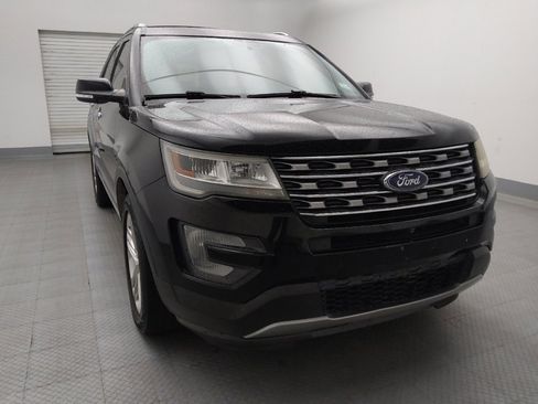 Used 2017 Ford Explorer Limited FWD image 14
