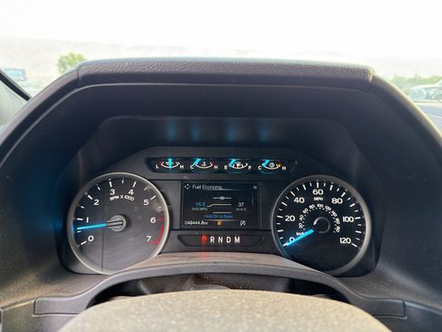 Used 2019 Ford F150 XLT w/ Equipment Group 302A Luxury AWD/4WD image 3