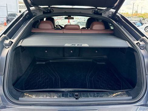 Used 2021 BMW X6 sDrive40i w/ Convenience Package image 11