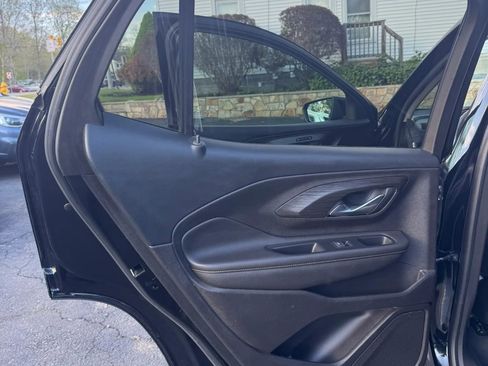 Used 2019 GMC Terrain SLT w/ Preferred Package AWD/4WD image 30