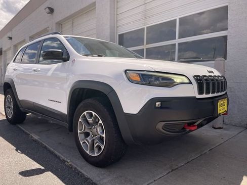 Used 2022 Jeep Cherokee Trailhawk w/ Premium Leather Package AWD/4WD image 10