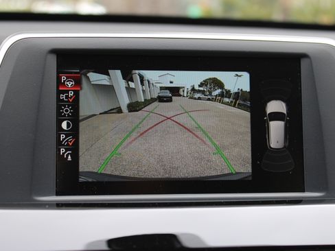 Used 2017 BMW X1 sDrive28i image 19