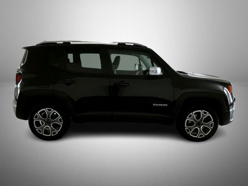 Used 2017 Jeep Renegade Limited AWD/4WD image 4