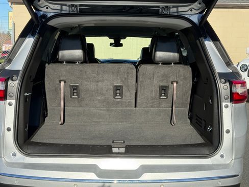 Used 2018 Chevrolet Traverse Premier image 6