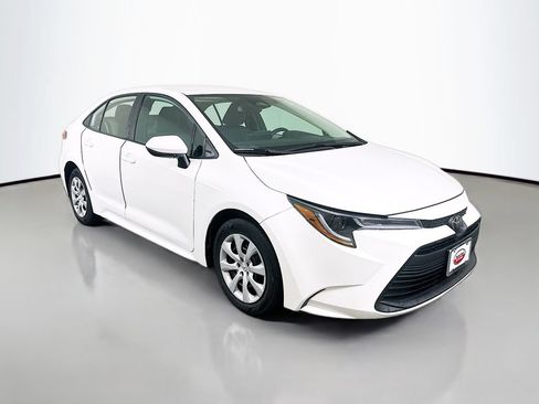 Certified 2024 Toyota Corolla LE FWD image 3