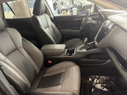 Used 2024 Subaru Outback Onyx Edition image 29
