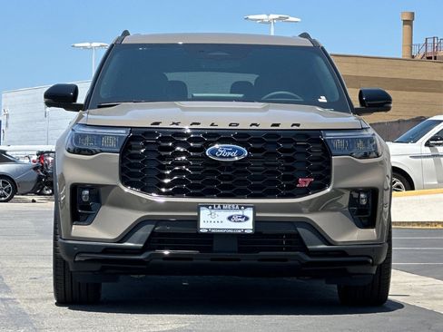 New 2026 Ford Explorer ST w/ Sun And Sound Package AWD/4WD image 8