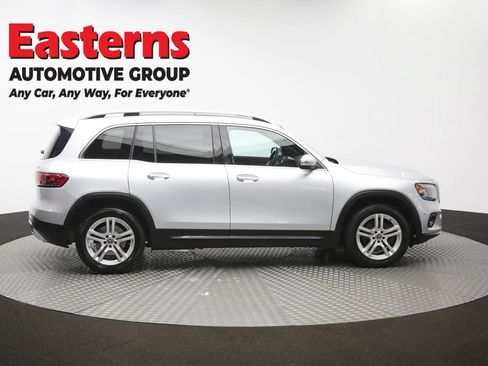 Used 2022 Mercedes-Benz GLB 250 4MATIC w/ Premium Package Lite image 44