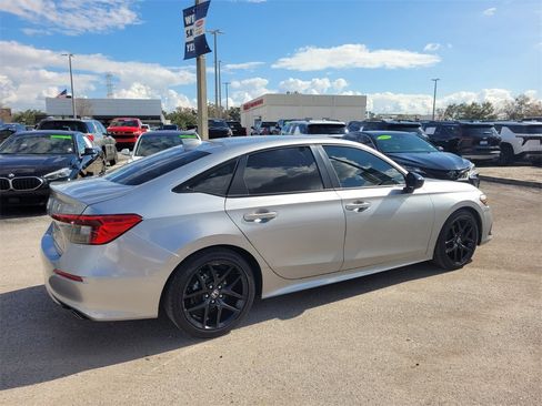 Used 2023 Honda Civic Sport image 13