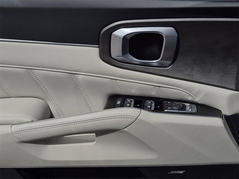 New 2026 Kia Sorento SX image 17