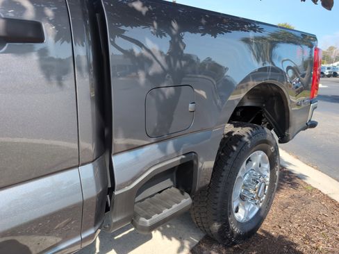 Used 2025 Ford F250 XLT w/ FX4 Off-Road Package image 34