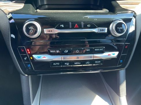Certified 2023 Ford Explorer Limited w/ Equipment Group 301A AWD/4WD image 14