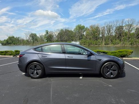 Used 2023 Tesla Model 3 Standard Range RWD image 5