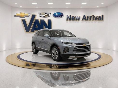 Used 2023 Chevrolet Blazer Premier w/ Driver Confidence II Package AWD/4WD image 1