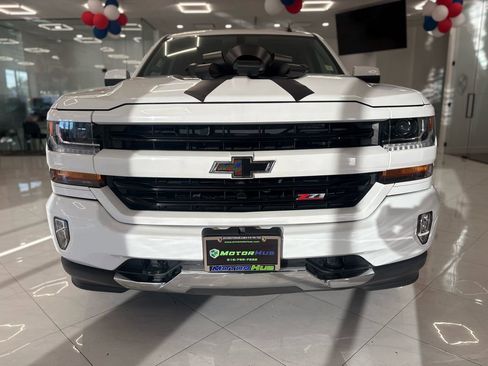 Used 2018 Chevrolet Silverado 1500 LT w/ All Star Edition AWD/4WD image 2