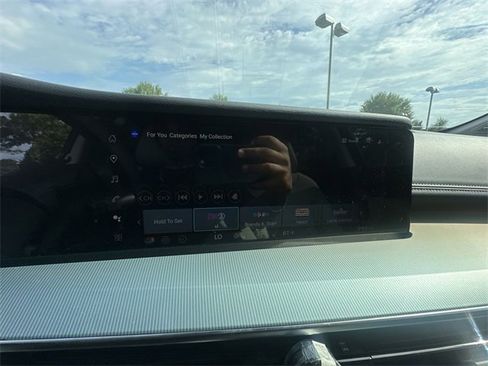 Certified 2025 Nissan Murano SL image 12